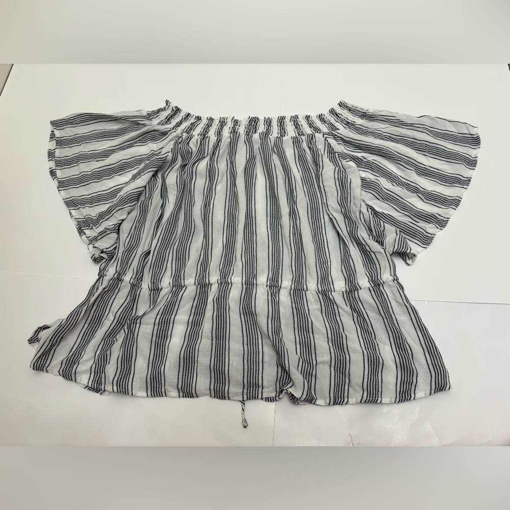 Abercrombie & Fitch off shoulder striped top large butterfly sleeves white black - Picture 8 of 10